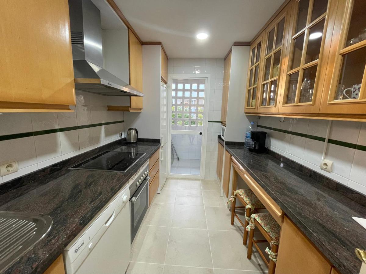 Сozy 2 Bedroom Apartment In Best Area Of Марбеля Екстериор снимка