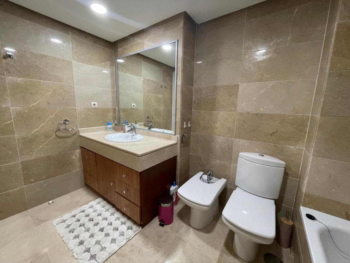 Сozy 2 Bedroom Apartment In Best Area Of Марбеля Екстериор снимка